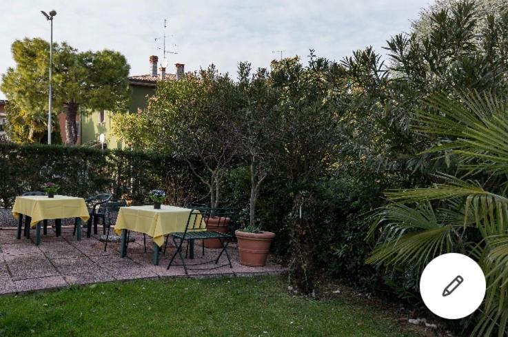 La Terrazza Hotell Peschiera del Garda Exteriör bild