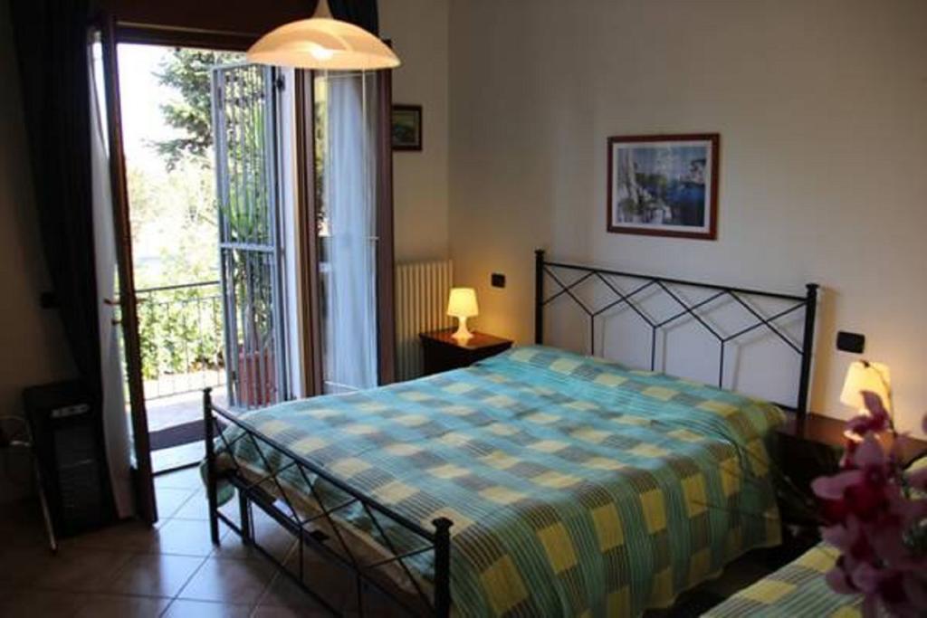 La Terrazza Hotell Peschiera del Garda Exteriör bild